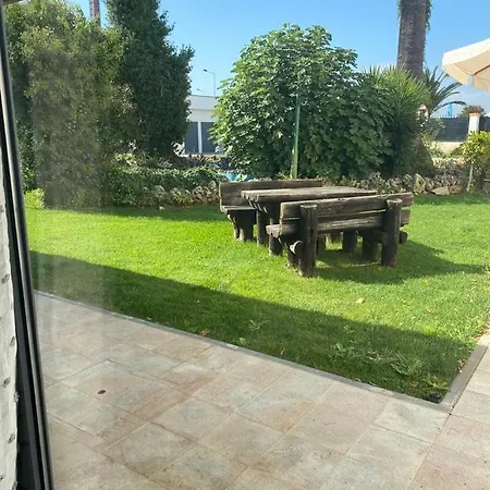 Garden Dona Amelia Апартаменты Абрантиш