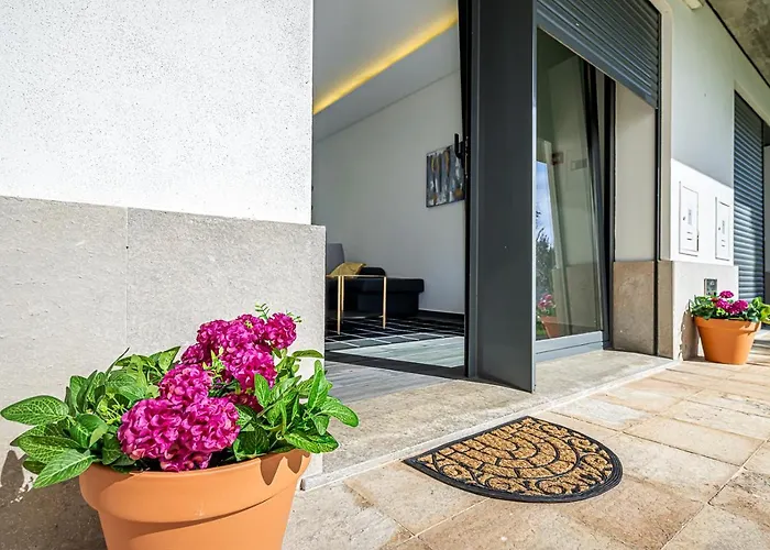 Garden Dona Amelia Apartament *